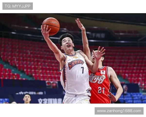 上海篮球队的转型之路:从传统强队到现代篮球的深度解析 上海篮球队的转型之路:从传统强队到现代篮球的深度解析