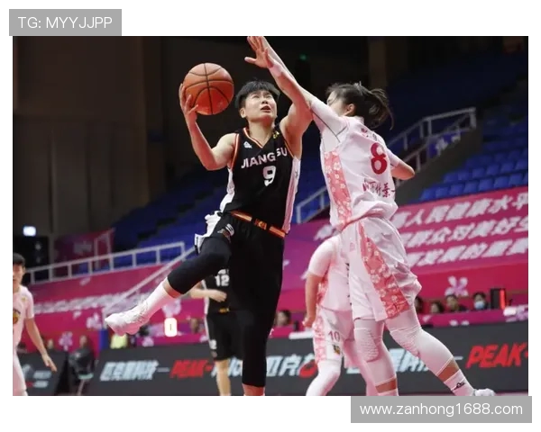 上海飞盘队在极限运动联赛中以70分稳居积分榜首位 上海飞盘队在极限运动联赛中以70分稳居积分榜首位