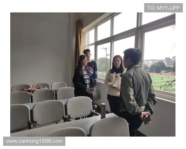 刘铮的成长之路:从青涩少年到职场精英的蜕变与奋斗故事 刘铮的成长之路:从青涩少年到职场精英的蜕变与奋斗故事