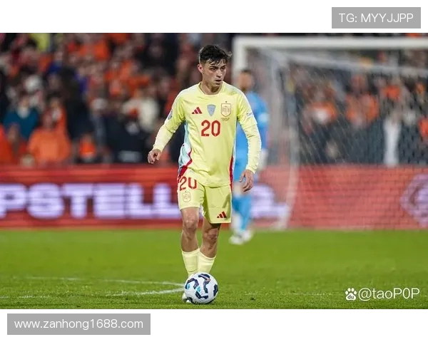 荷兰与西班牙足球对决回顾:激情碰撞与战术较量的巅峰之战 荷兰与西班牙足球对决回顾:激情碰撞与战术较量的巅峰之战