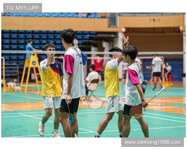 杨娜独家揭秘羽毛球技巧与心得分享助你提升竞技水平