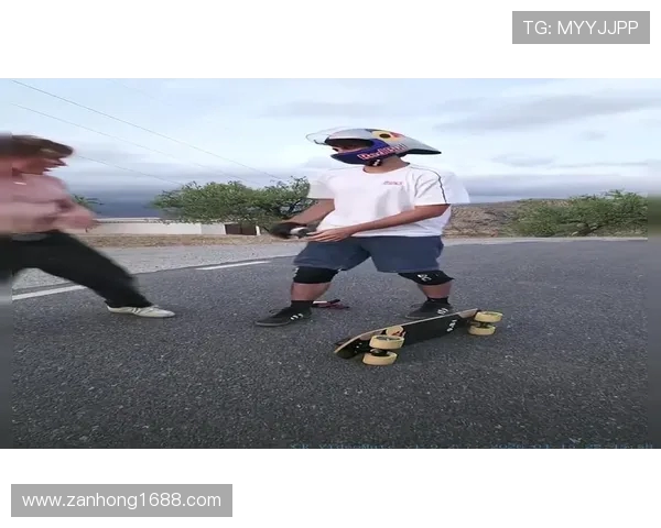 广州滑板队与西安滑板队赛后复盘探讨团队协作的成功与挑战